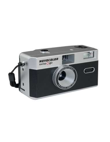 KIT Camara Analogica WPS Novocolor 35mm Reusable con Carrete Fujifilm - Negro